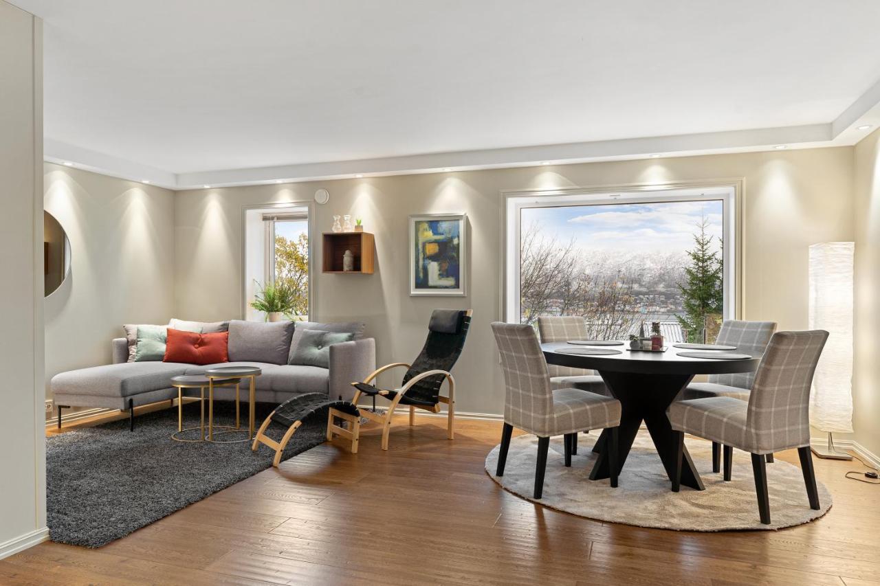 Cozy Elegant 2Bedroom Apt W/Parking And Nice View Tromsø Kültér fotó